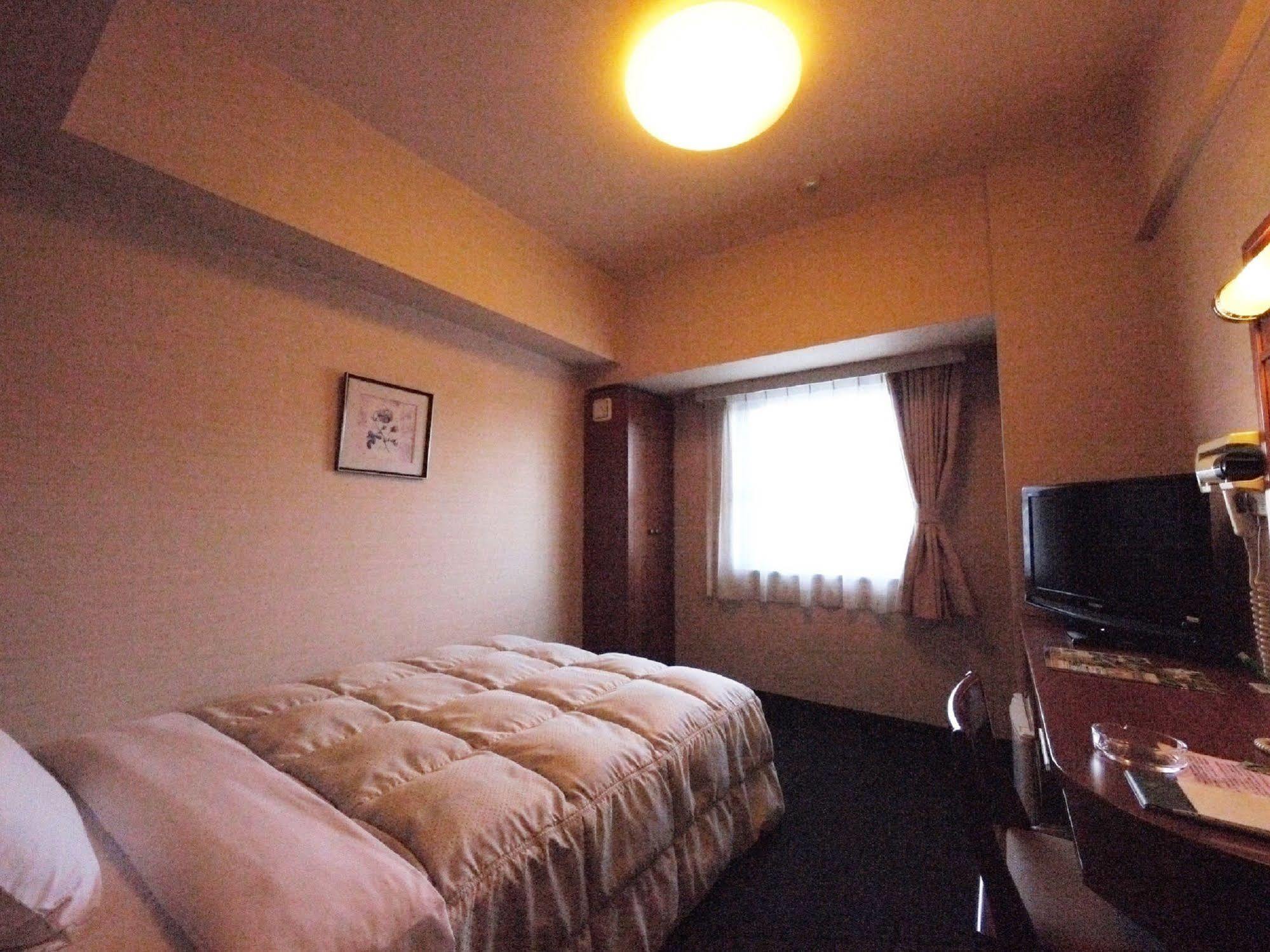 Hotel Route-Inn Suzuka Zewnętrze zdjęcie